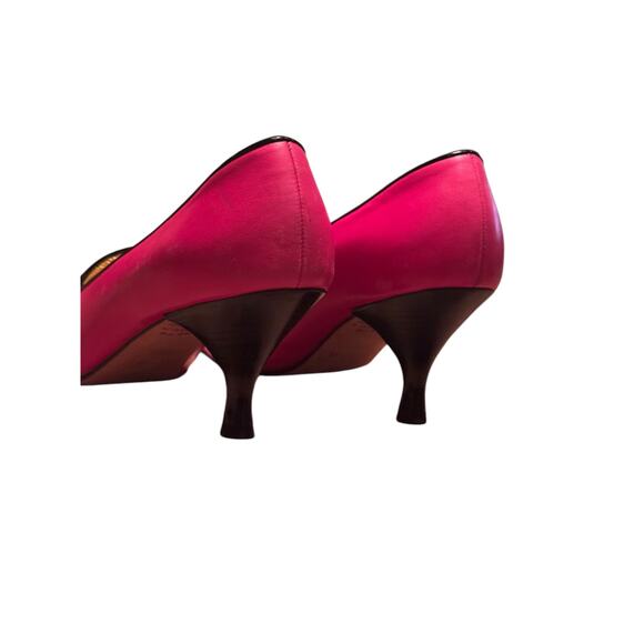 Isaac Mizrahi Barbie pink kitten heel with micro bow detail 5.5 Leather sole - Picture 3 of 7